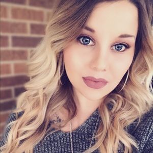 Meet your Posher, Keri